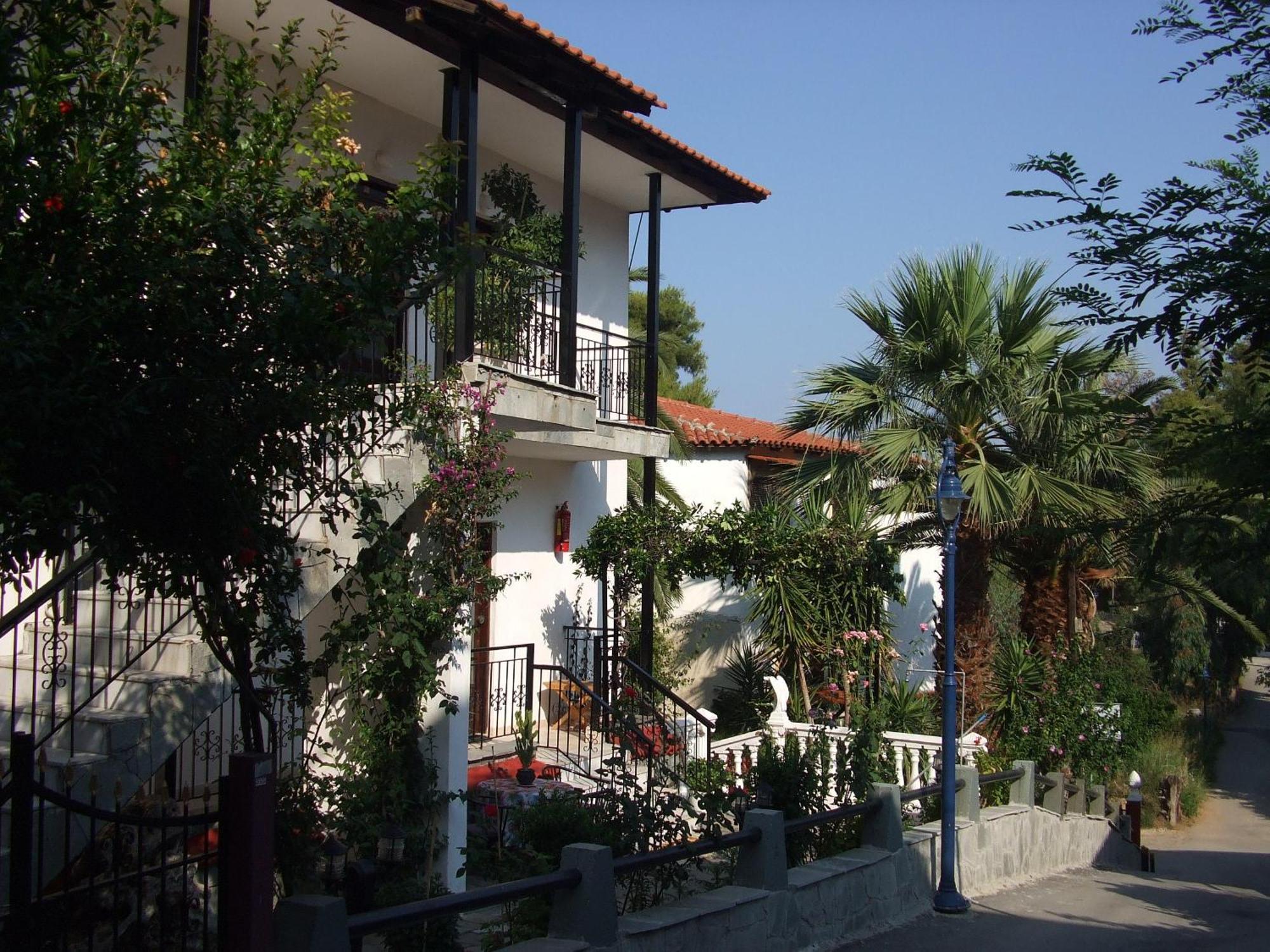 Rosa Apartment *